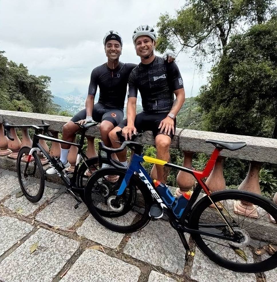 Yabo Sports-德国队前途光明！，莎拉波娃新星领先优势明显表现突出引发球迷热议-Yabo Sports